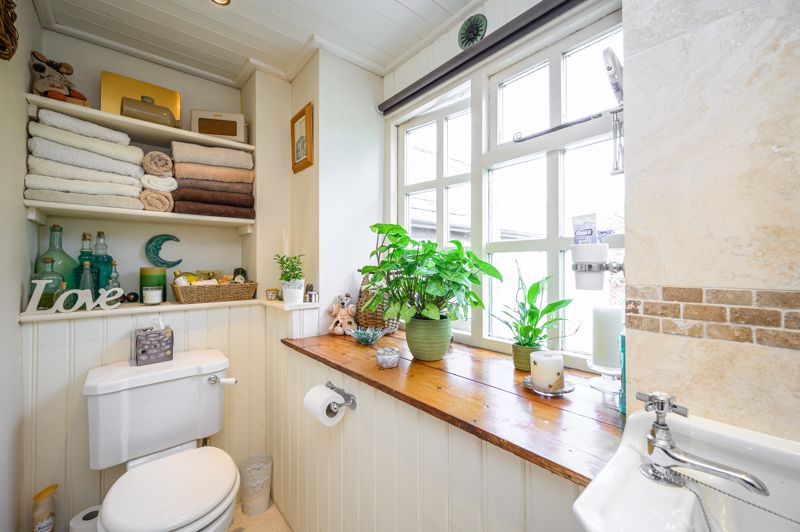 Bathroom- click for photo gallery
